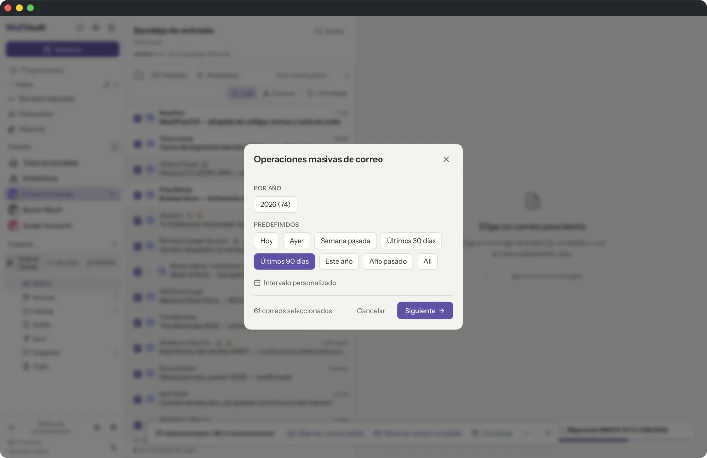 Diálogo de selección en bloque de MailVault con selector de intervalo de fechas, atajos por año y botones para archivar, borrar o archivar y borrar · MailVault version 2.16.0