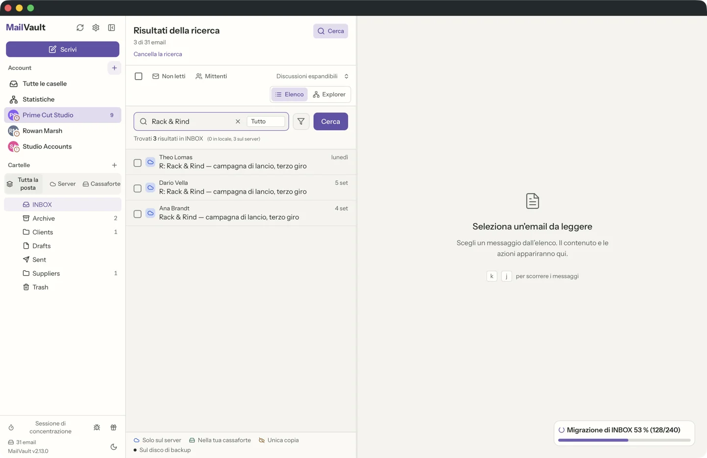 Risultati di ricerca di MailVault per una query, con la legenda in basso che spiega i contrassegni solo sul server, nel tuo vault, unica copia e sul disco di backup